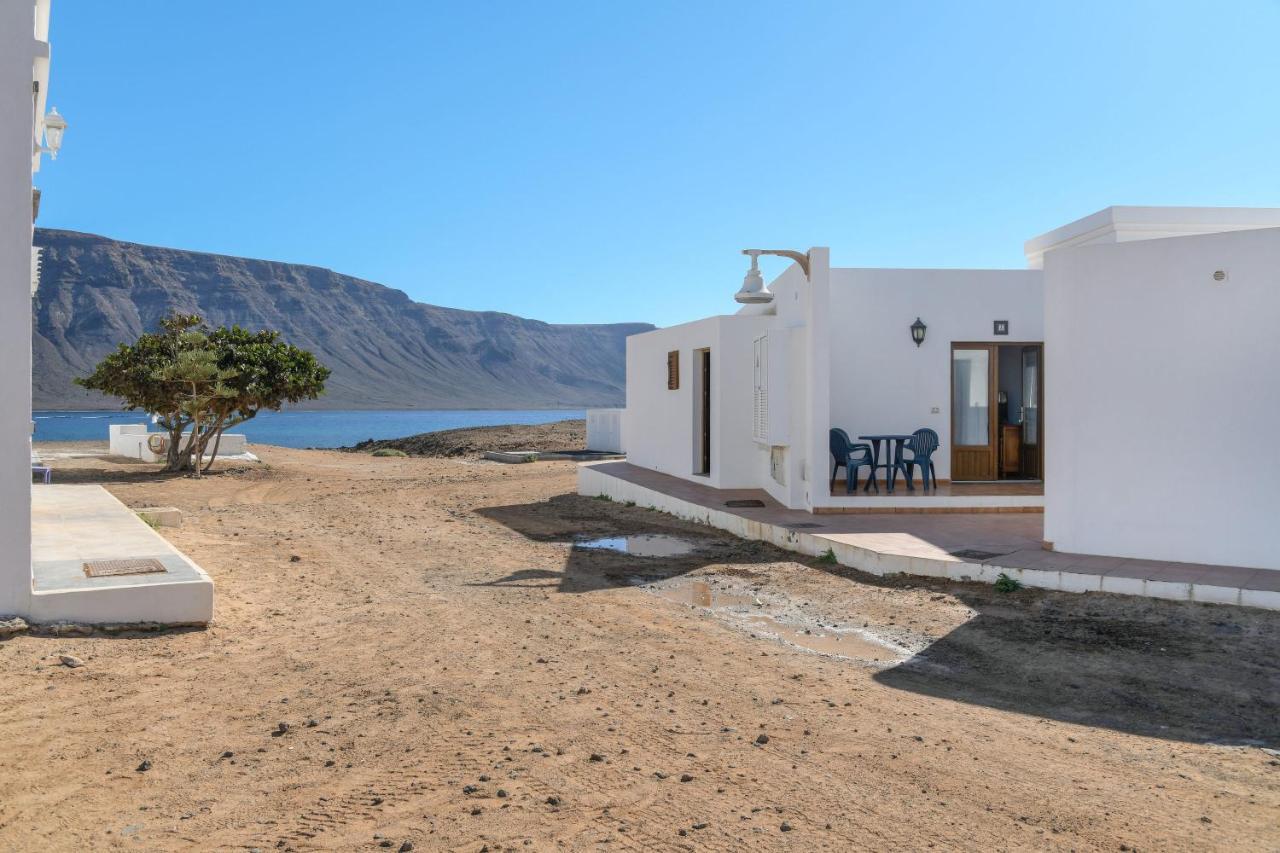 Apartamentos Flor Uno Caleta de Sebo Dış mekan fotoğraf